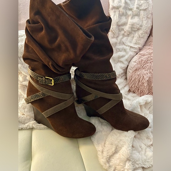 Colin Stuart Brown Suede Strappy Scrunch Knee High Wedge Boots Sz 11B - Picture 9 of 14